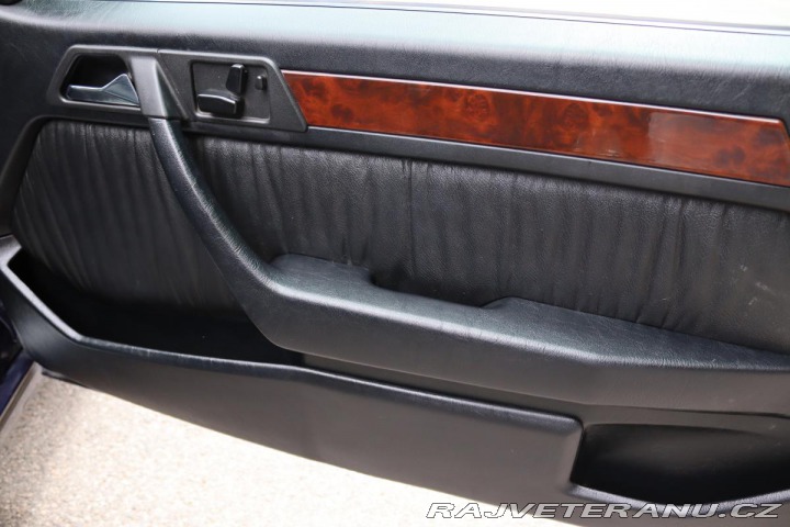 Mercedes-Benz 320 124 E320 CABRIO 162kW 1995