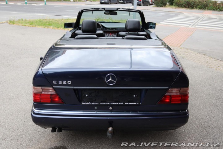 Mercedes-Benz 320 124 E320 CABRIO 162kW 1995