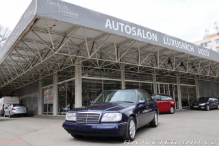 Mercedes-Benz 420 124 E420 V8 205kW