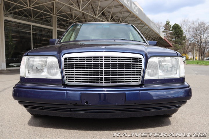 Mercedes-Benz 420 124 E420 V8 205kW 1995