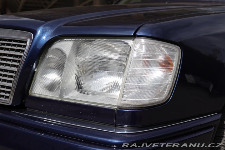 Mercedes-Benz 420 124 E420 V8 205kW 1995