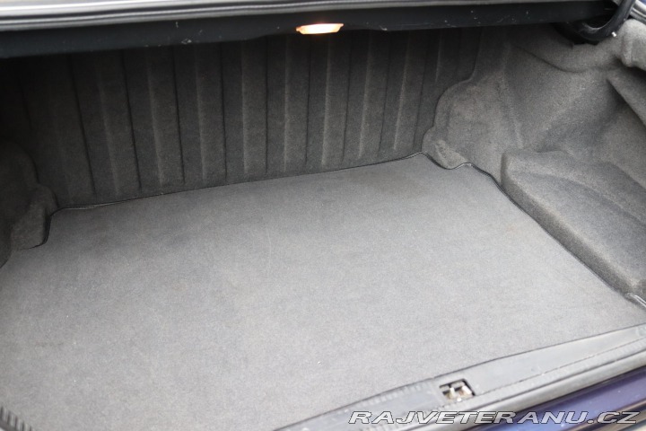 Mercedes-Benz 420 124 E420 V8 205kW 1995