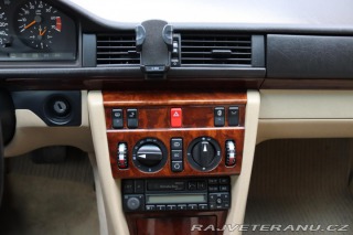 Mercedes-Benz 420 124 E420 V8 205kW 1995