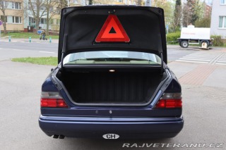 Mercedes-Benz 420 124 E420 V8 205kW 1995