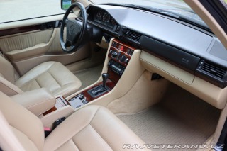 Mercedes-Benz 420 124 E420 V8 205kW 1995