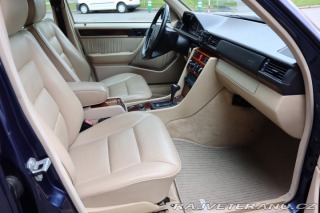 Mercedes-Benz 420 124 E420 V8 205kW 1995