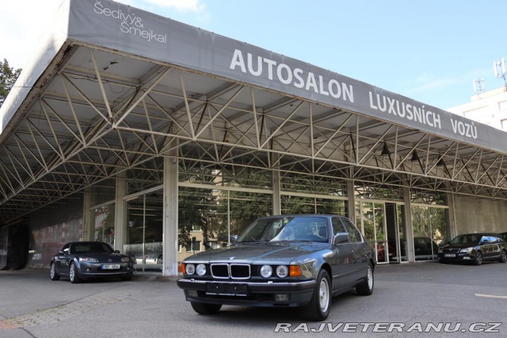 BMW 7 750i V12 E32 220kW 1989