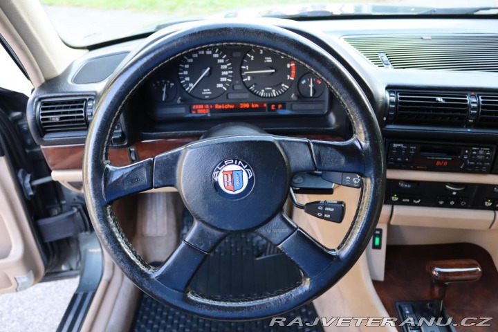 BMW 7 750i V12 E32 220kW 1989