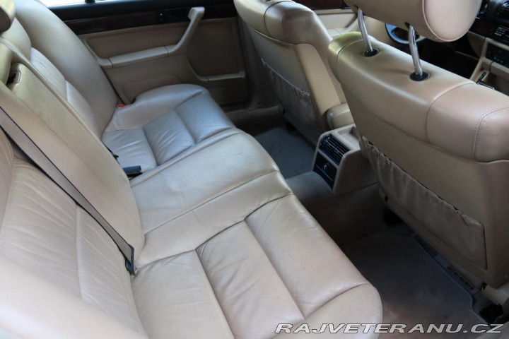 BMW 7 750i V12 E32 220kW 1989