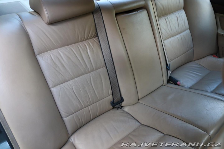 BMW 7 750i V12 E32 220kW 1989