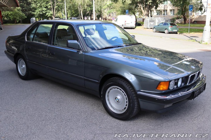 BMW 7 750i V12 E32 220kW 1989