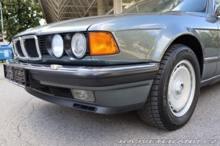 BMW 7 750i V12 E32 220kW 1989