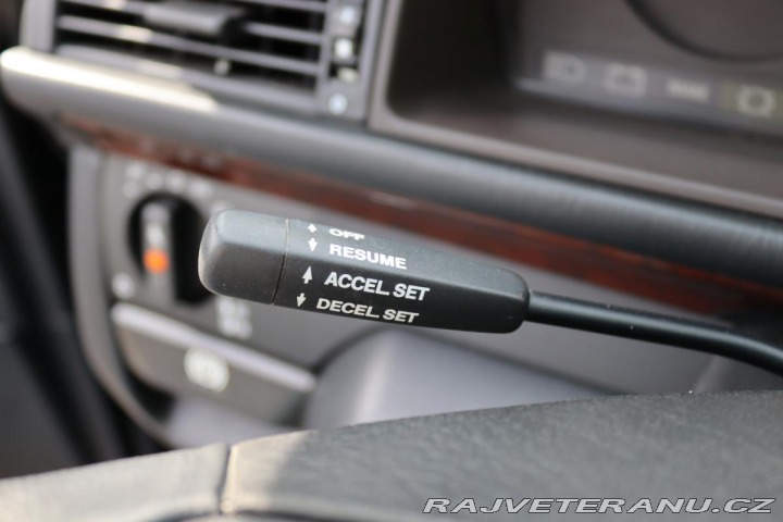 Mercedes-Benz 320 124 E320 CABRIO 162kW 1994