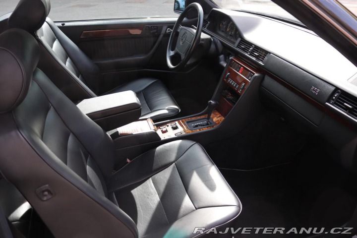 Mercedes-Benz 320 124 E320 CABRIO 162kW 1994