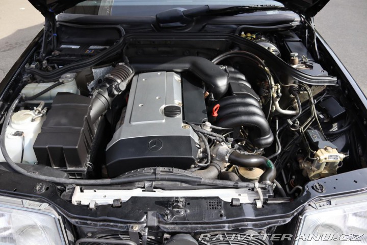 Mercedes-Benz 320 124 E320 CABRIO 162kW 1994