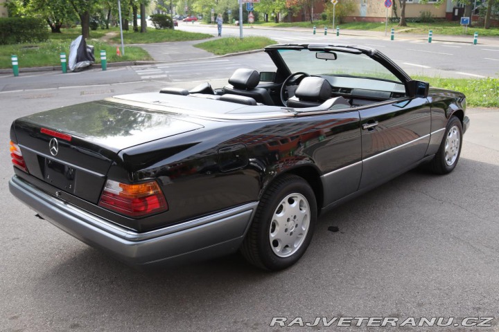 Mercedes-Benz 320 124 E320 CABRIO 162kW 1994