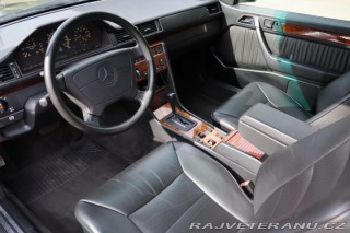 Mercedes-Benz 320 124 E320 CABRIO 162kW 1994