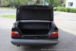 Mercedes-Benz 320 124 E320 CABRIO 162kW 1994