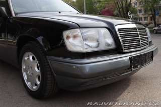 Mercedes-Benz 320 124 E320 CABRIO 162kW 1994