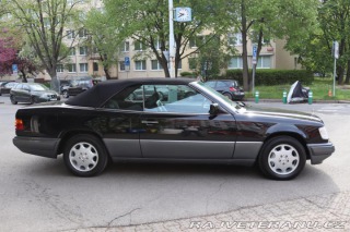 Mercedes-Benz 320 124 E320 CABRIO 162kW 1994