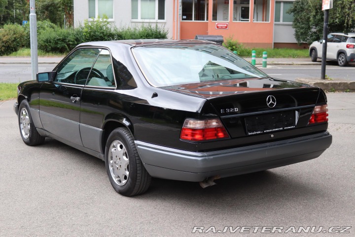 Mercedes-Benz 320 124 320CE 162kW 1994