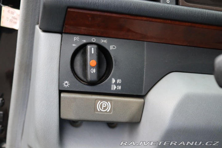 Mercedes-Benz 320 124 320CE 162kW 1994
