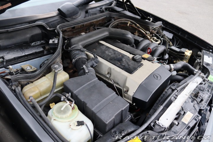 Mercedes-Benz 320 124 320CE 162kW 1994