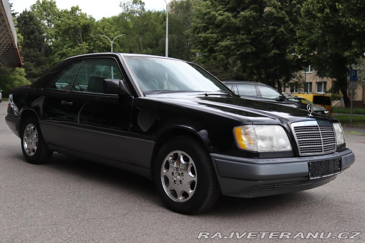 Mercedes-Benz 320 124 320CE 162kW 1994