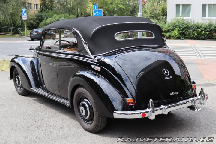 Mercedes-Benz 220 W187 220B CABRIO 1952