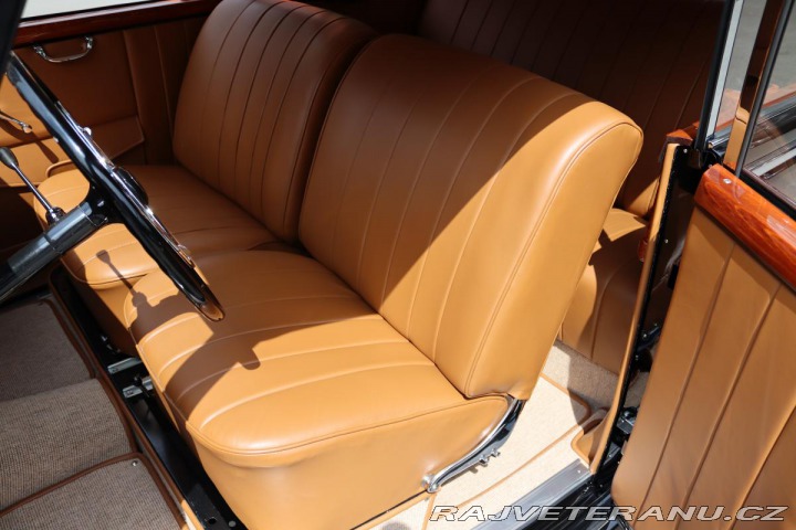 Mercedes-Benz 220 W187 220B CABRIO 1952