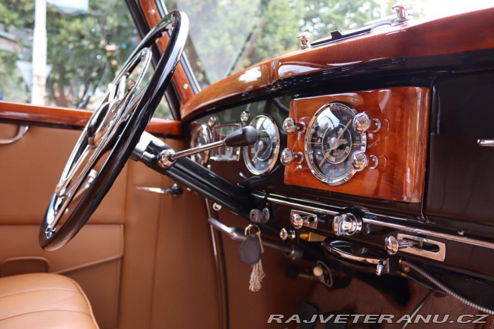 Mercedes-Benz 220 W187 220B CABRIO 1952