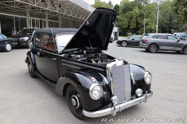 Mercedes-Benz 220 W187 220B CABRIO 1952