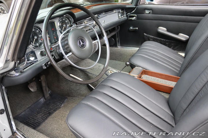 Mercedes-Benz SL W113 280 SL ROADSTER PAGO 1970