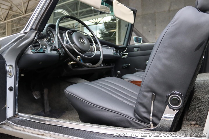 Mercedes-Benz SL W113 280 SL ROADSTER PAGO 1970