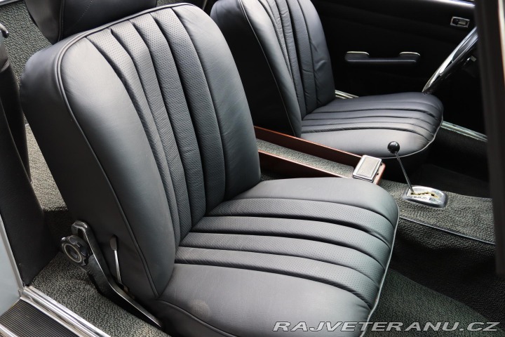 Mercedes-Benz SL W113 280 SL ROADSTER PAGO 1970