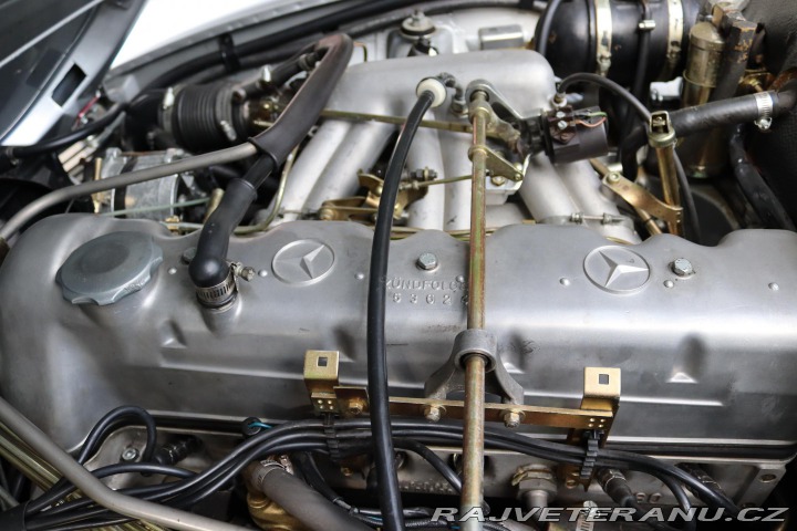 Mercedes-Benz SL W113 280 SL ROADSTER PAGO 1970