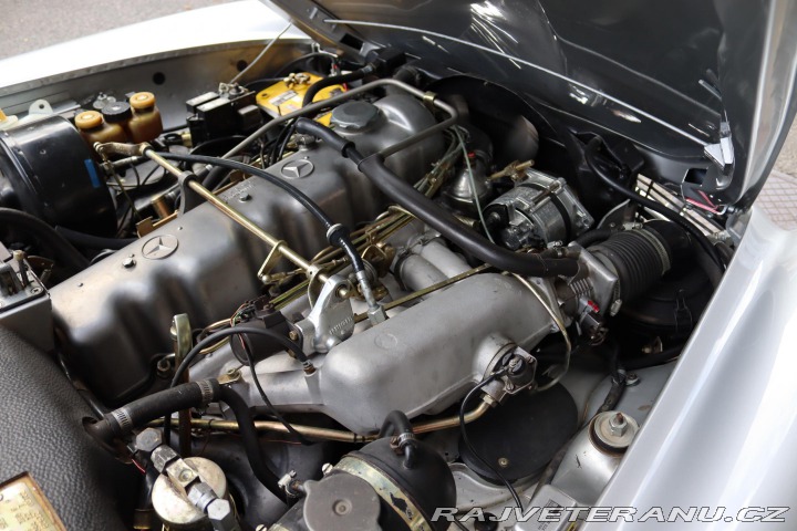 Mercedes-Benz SL W113 280 SL ROADSTER PAGO 1970