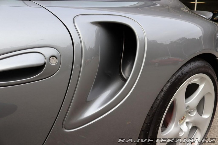 Porsche 911 996 3.6 TURBO COUPE 309kW 2001