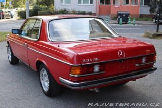 Mercedes-Benz 230 123 230CE KUPÉ AUTOMAT 10 1981