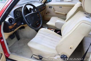 Mercedes-Benz 230 123 230CE KUPÉ AUTOMAT 10 1981