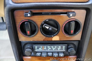 Mercedes-Benz 230 123 230CE KUPÉ AUTOMAT 10 1981