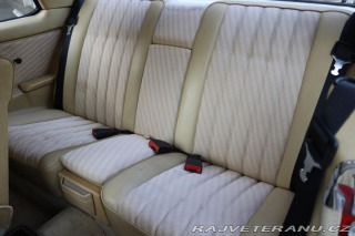 Mercedes-Benz 230 123 230CE KUPÉ AUTOMAT 10 1981