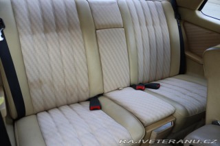 Mercedes-Benz 230 123 230CE KUPÉ AUTOMAT 10 1981