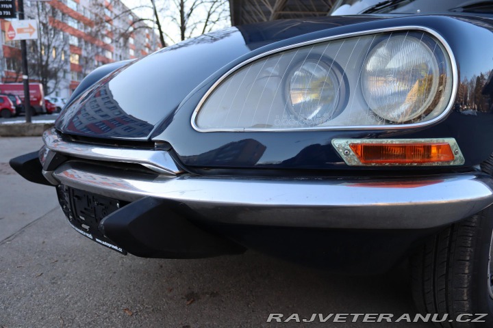 Citroën DS DS21 SUPER 5 2.2 76kW 1973