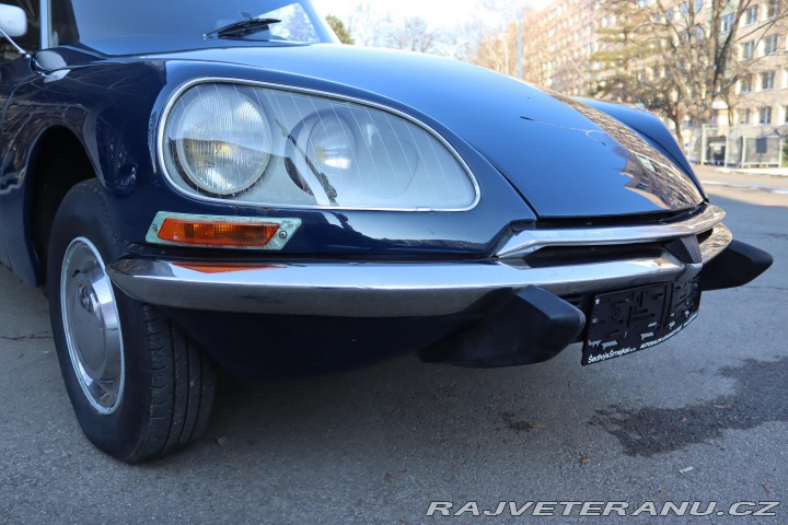 Citroën DS DS21 SUPER 5 2.2 76kW 1973