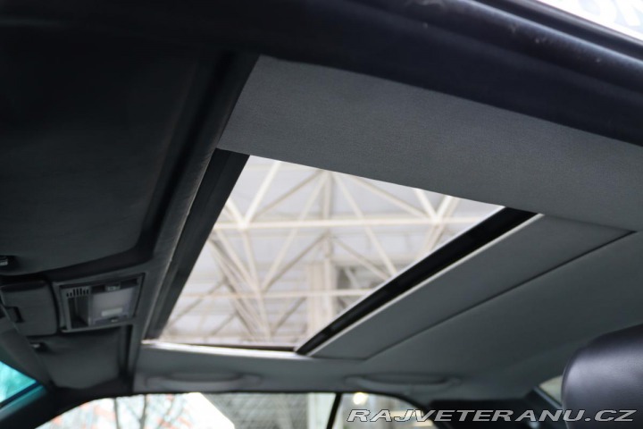 Mercedes-Benz 320 124 124 320CE AT 162kW 1992