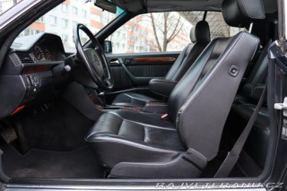 Mercedes-Benz 320 124 124 320CE AT 162kW 1992