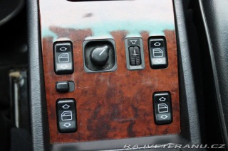 Mercedes-Benz 320 124 124 320CE AT 162kW 1992