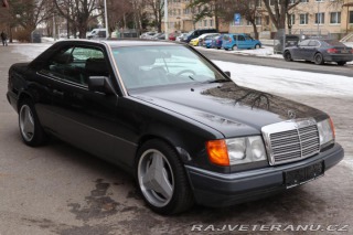 Mercedes-Benz 320 124 124 320CE AT 162kW 1992