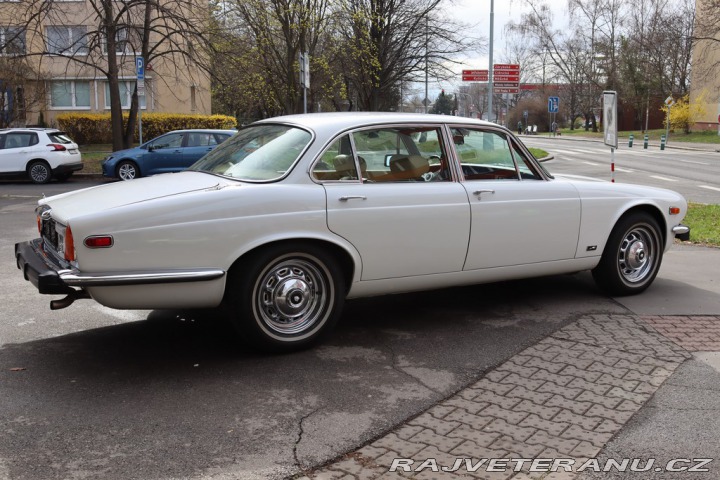 Jaguar XJ XJ6 XJ6L 4.2 V6 125kW 197 1974